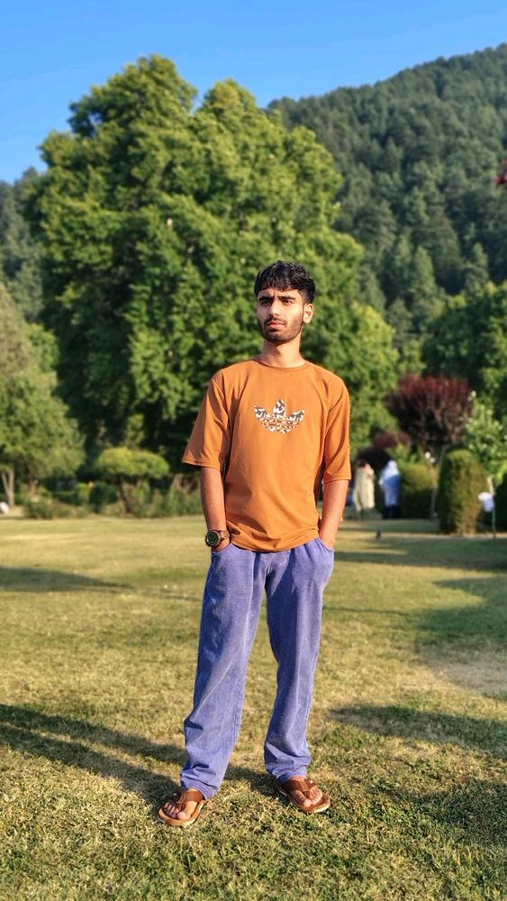 Haziq(e)k igotako irudia