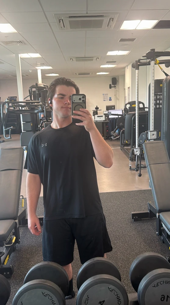 GIF pujat per Kyle