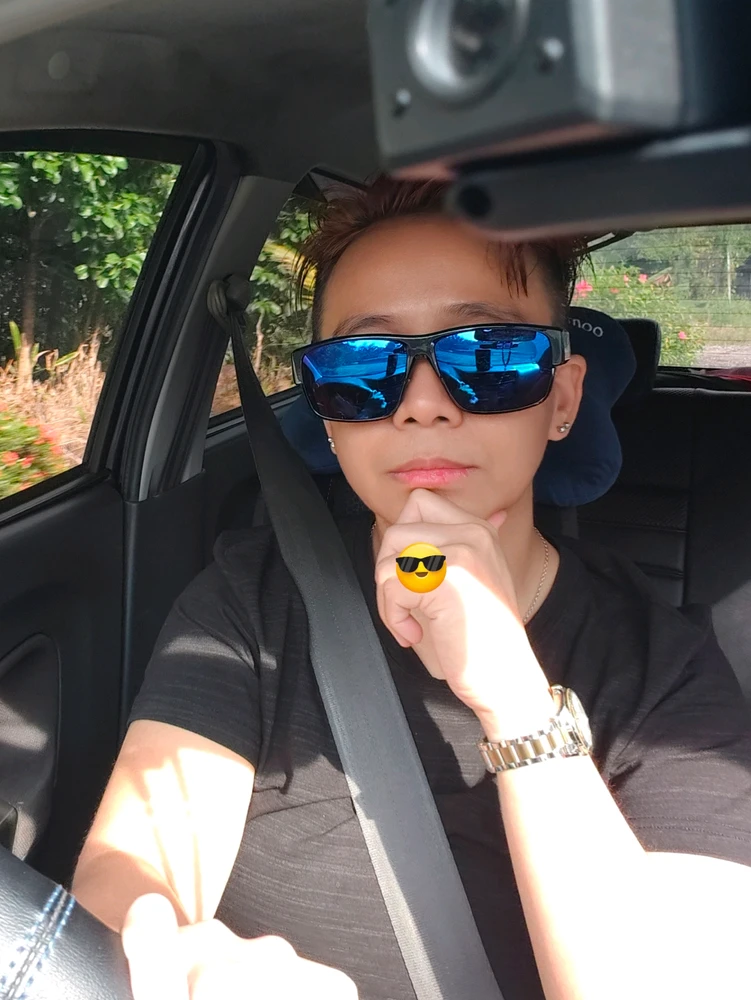 GIF Aggy tarapyndan ýüklenen