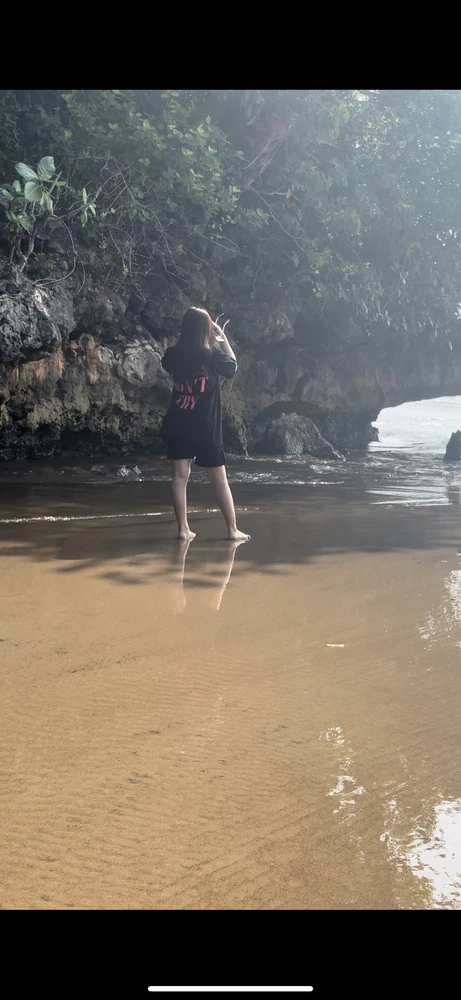 GIF uploaded by hneyy