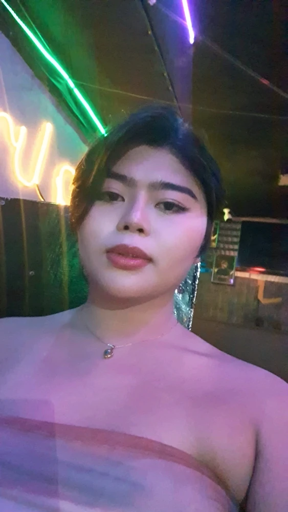 GIF gi-upload ni Ren