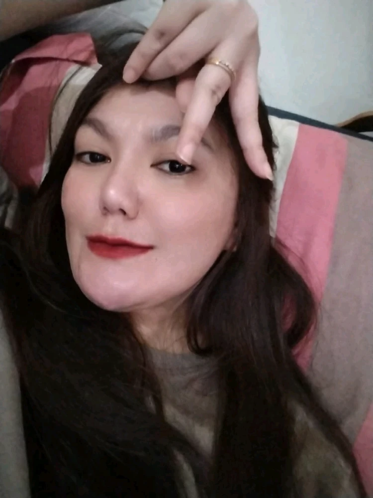 GIF gi-upload ni Noo ani