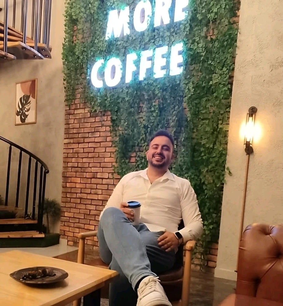 GIF uploaded by Maslan