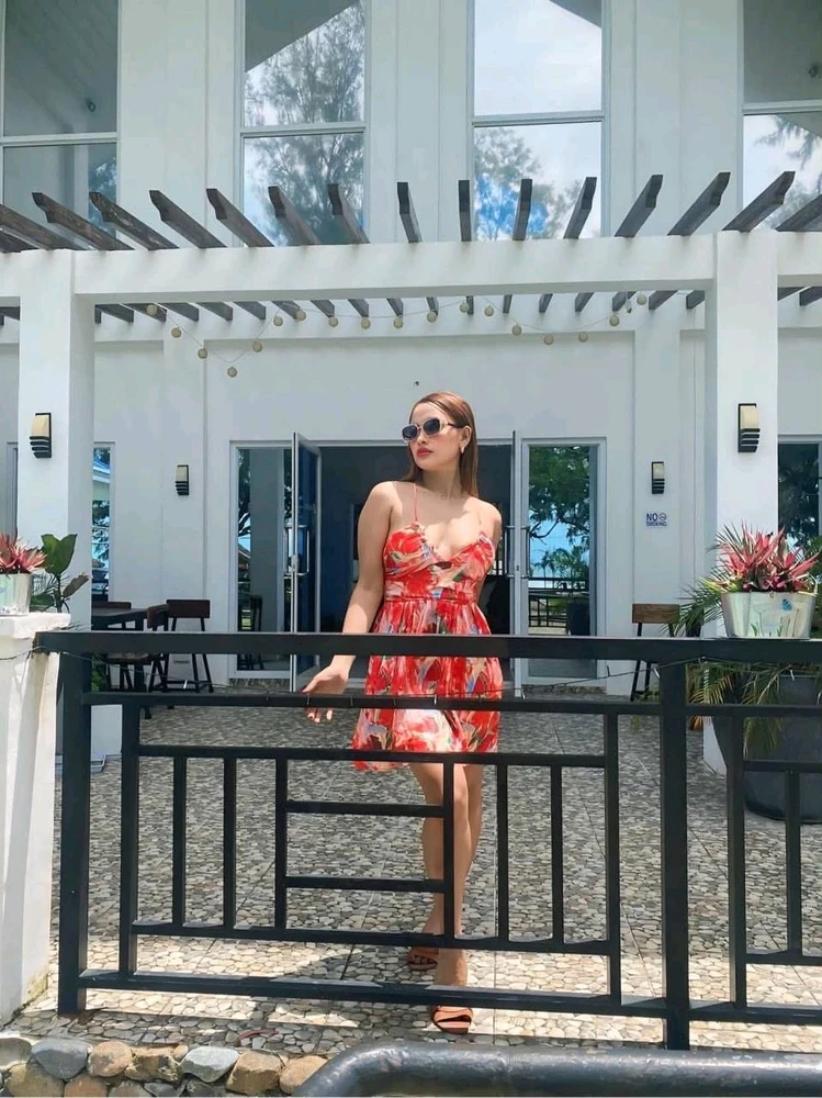 GIF uploaded by Aika Santos
