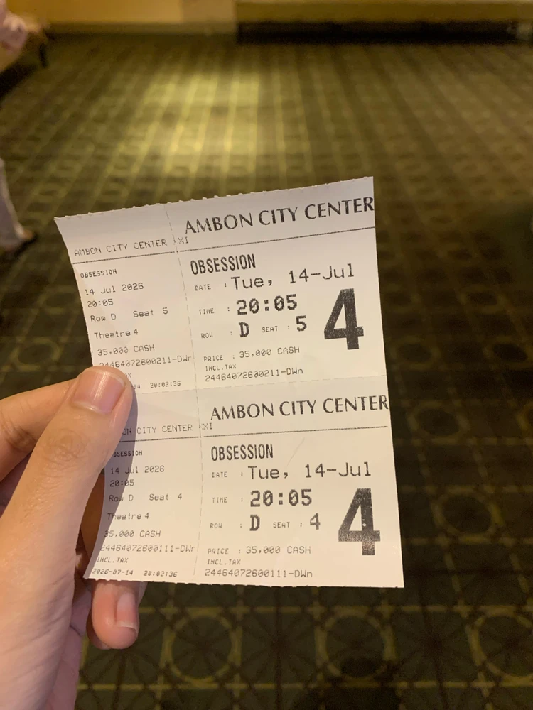 GIF uploaded by Tri