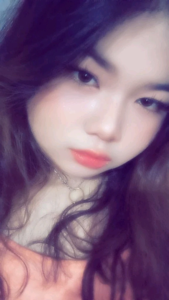 GIF uploaded by Naira Ariestiara
