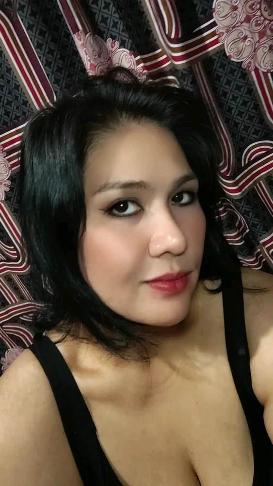 Maria ಅಪ್ಲೋಡ್ ಮಾಡಿದ GIF