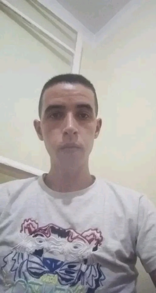 GIF uploaded by bachir