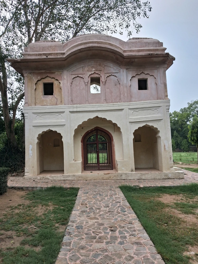Image uploaded by Mihir Sen
