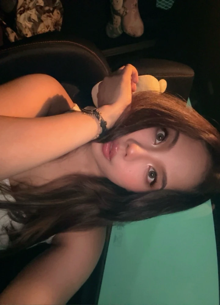 Kayla দ্বাৰা আপলোড কৰা GIF