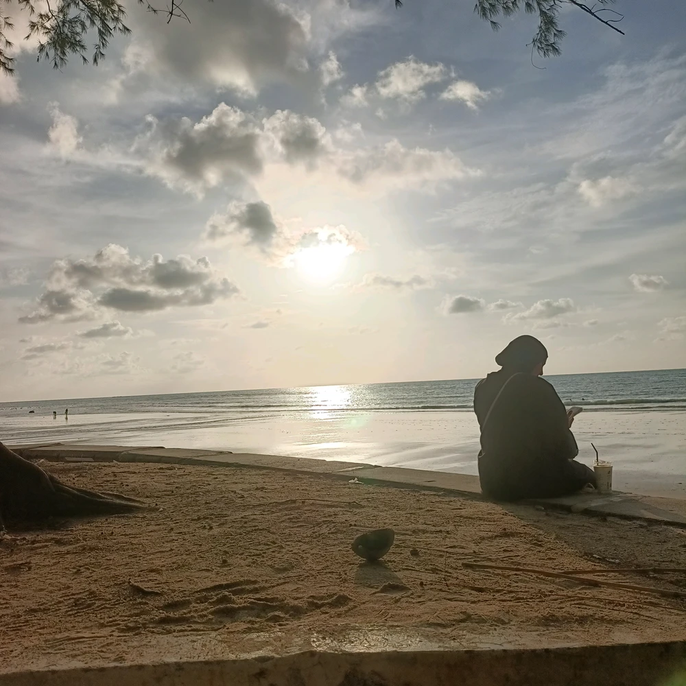 GIF diunggah ku Hasana