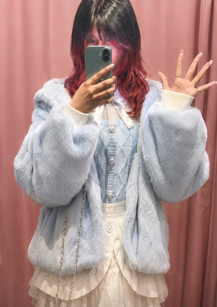 GIF uploaded by Yueyue