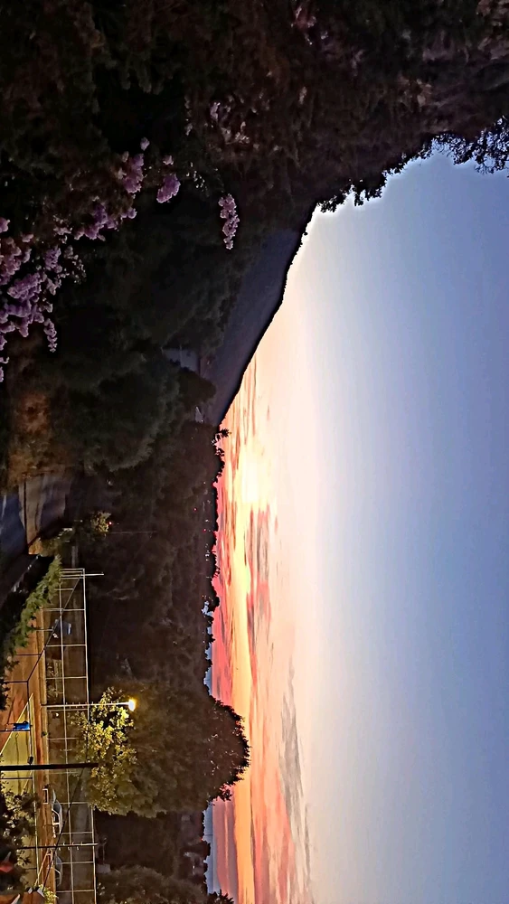 Γιάννης йөкләгән GIF
