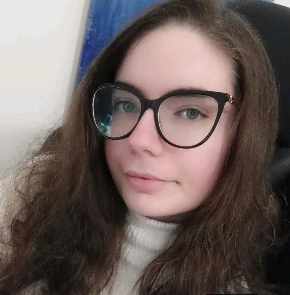 GIF nke Cristina bugoro