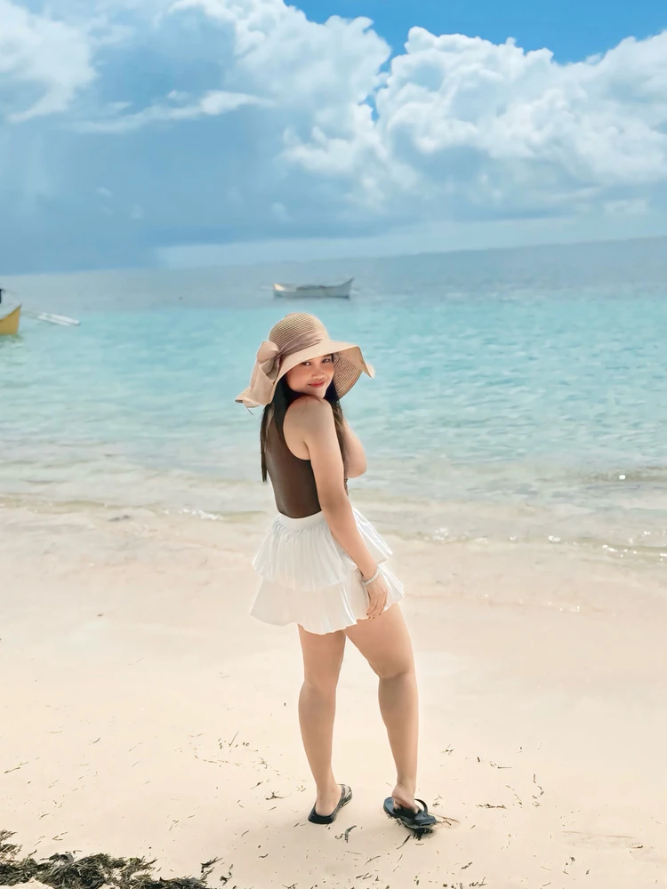 GIF uploaded by Ize
