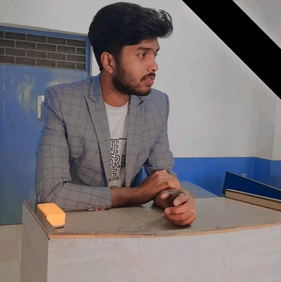 GIF Manush Agrawal tarapyndan ýüklenen