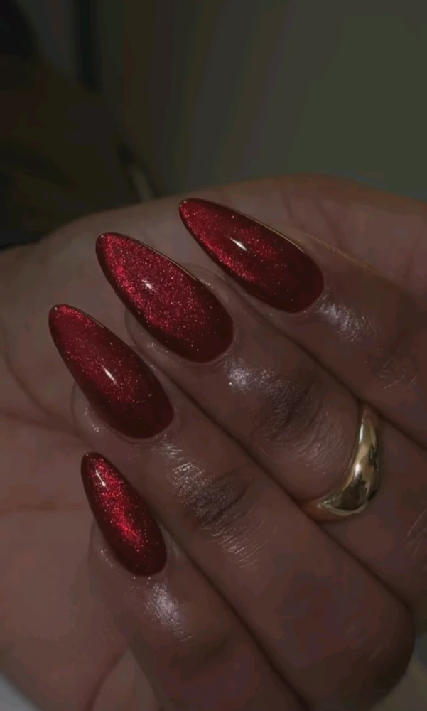 GIF uploaded by Lindy