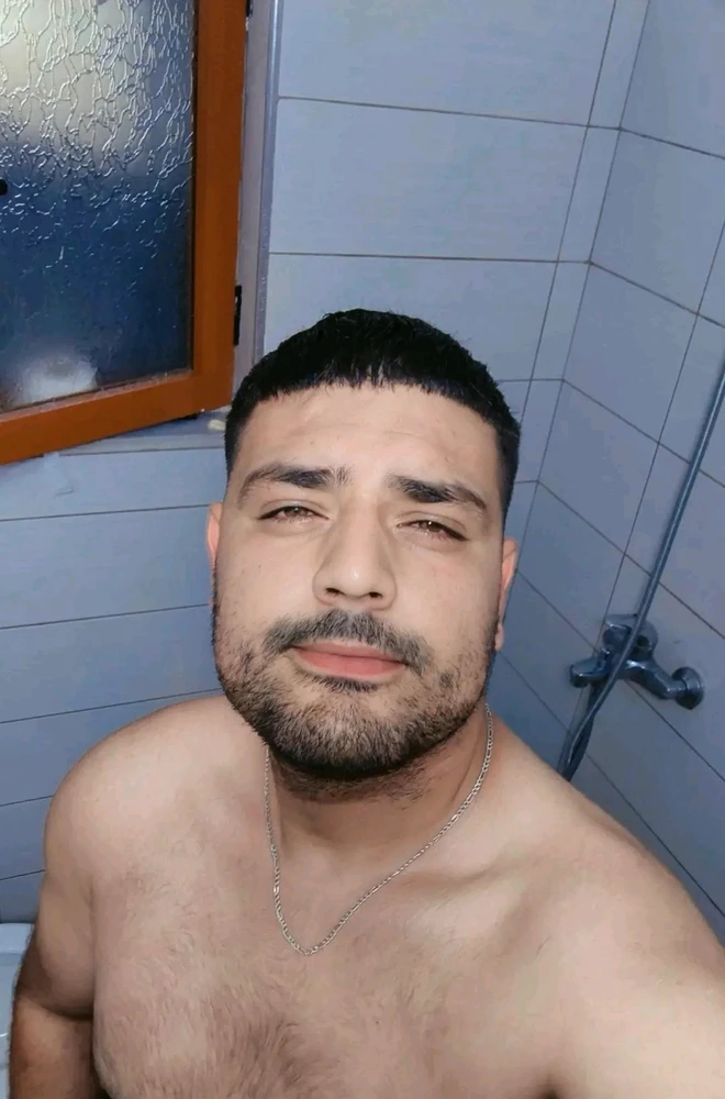 GIF Mortadha tarapyndan ýüklenen