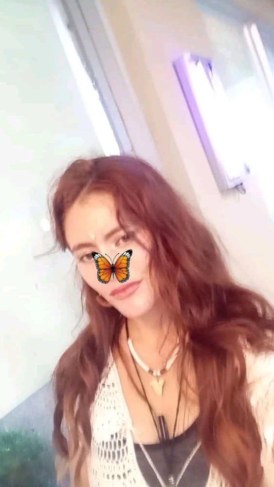Neko tarapyndan ýüklenen surat