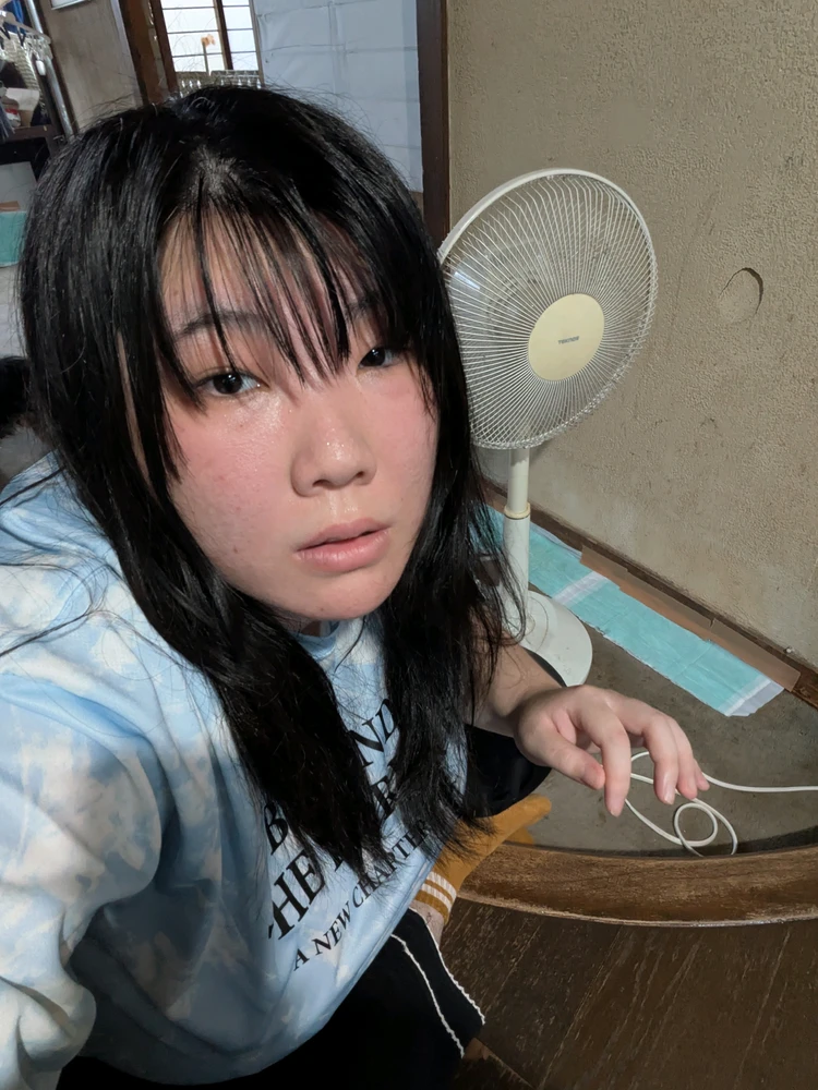 GIF បង្ហោះដោយ Akari
