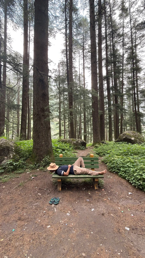 GIF Aditya Sharma tərəfindən yükləndi