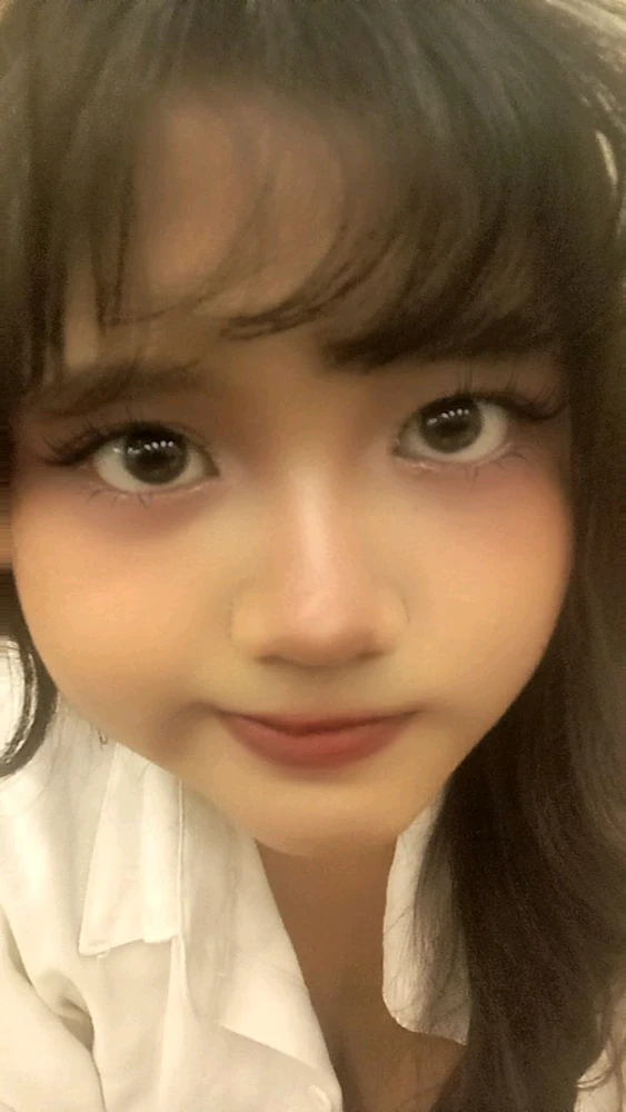 GIF uploaded by Nana