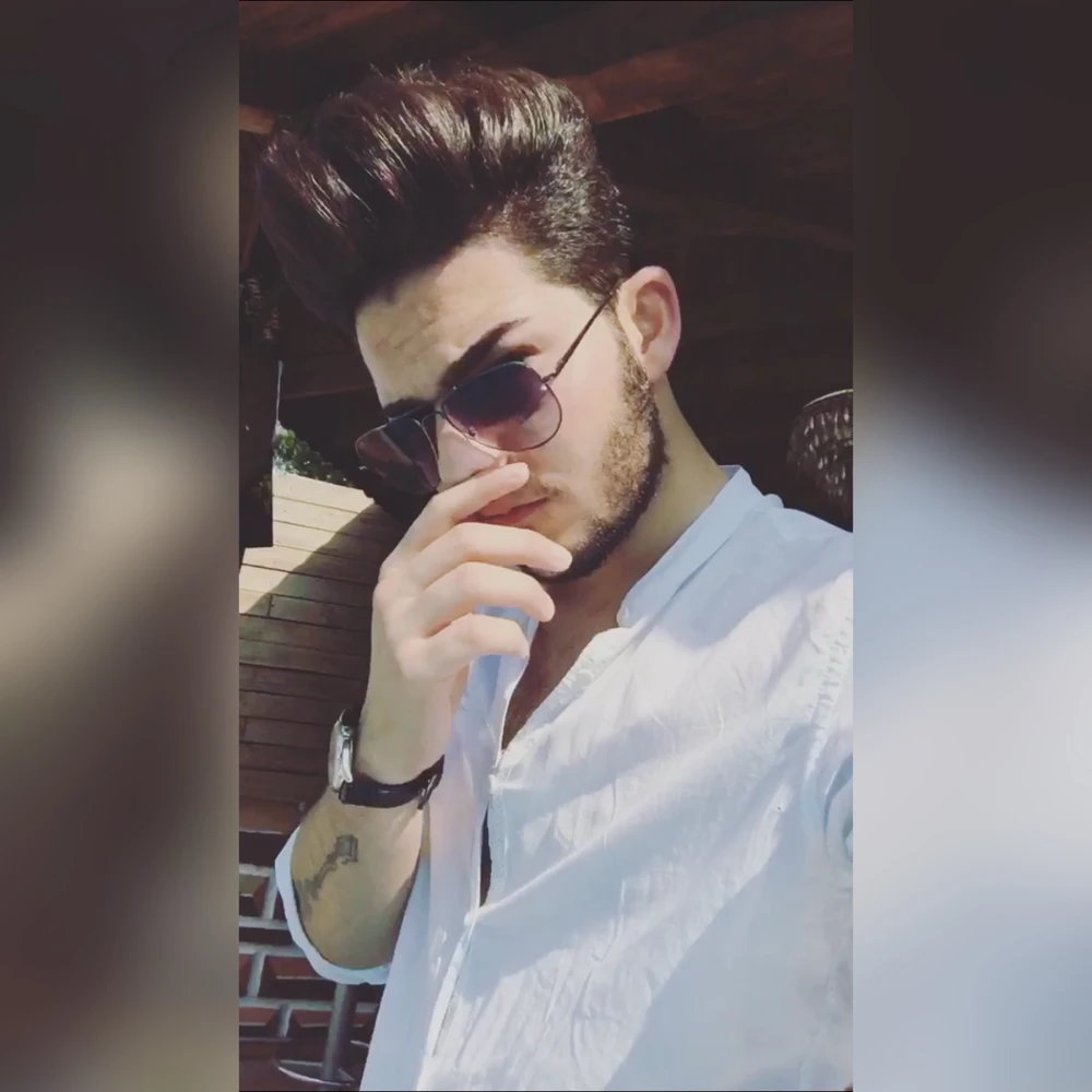 GIF uploaded by Batuhan anıl