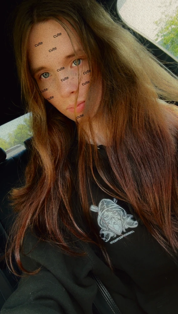 GIF Ellie tarapyndan ýüklenen