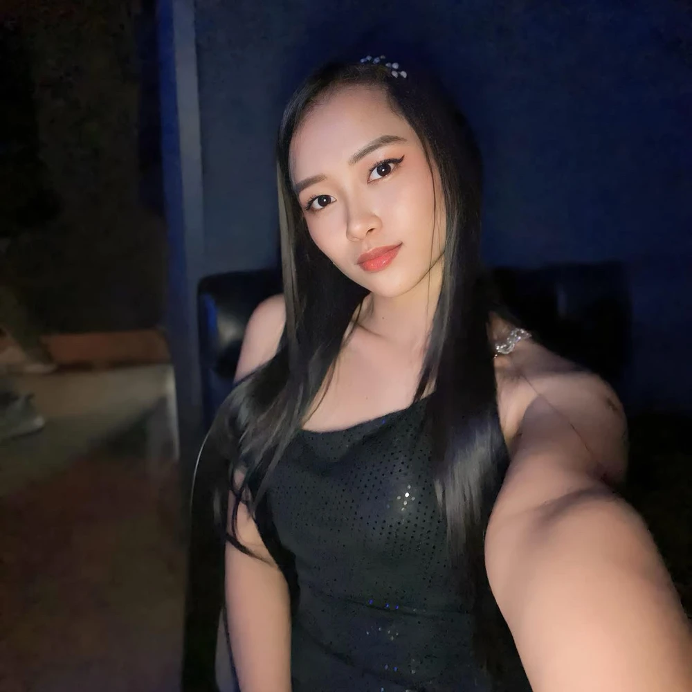 GIF uploaded by G