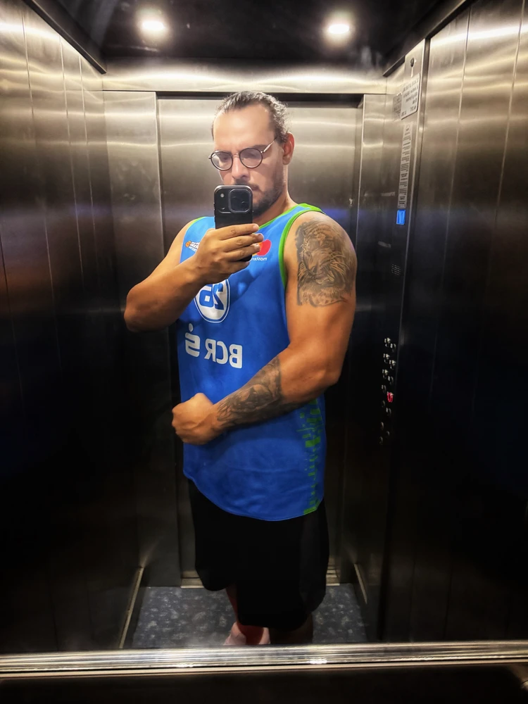 GIF uploaded by Mircea