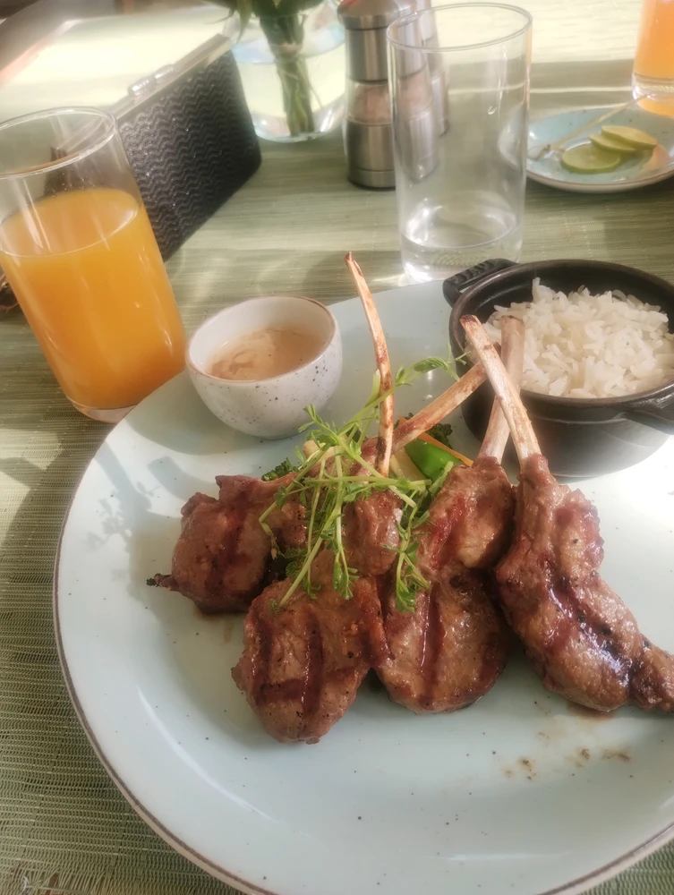 GIF uploaded by Jossy