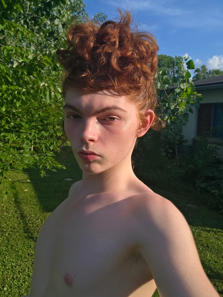 GIF eropgeluede vum Noah