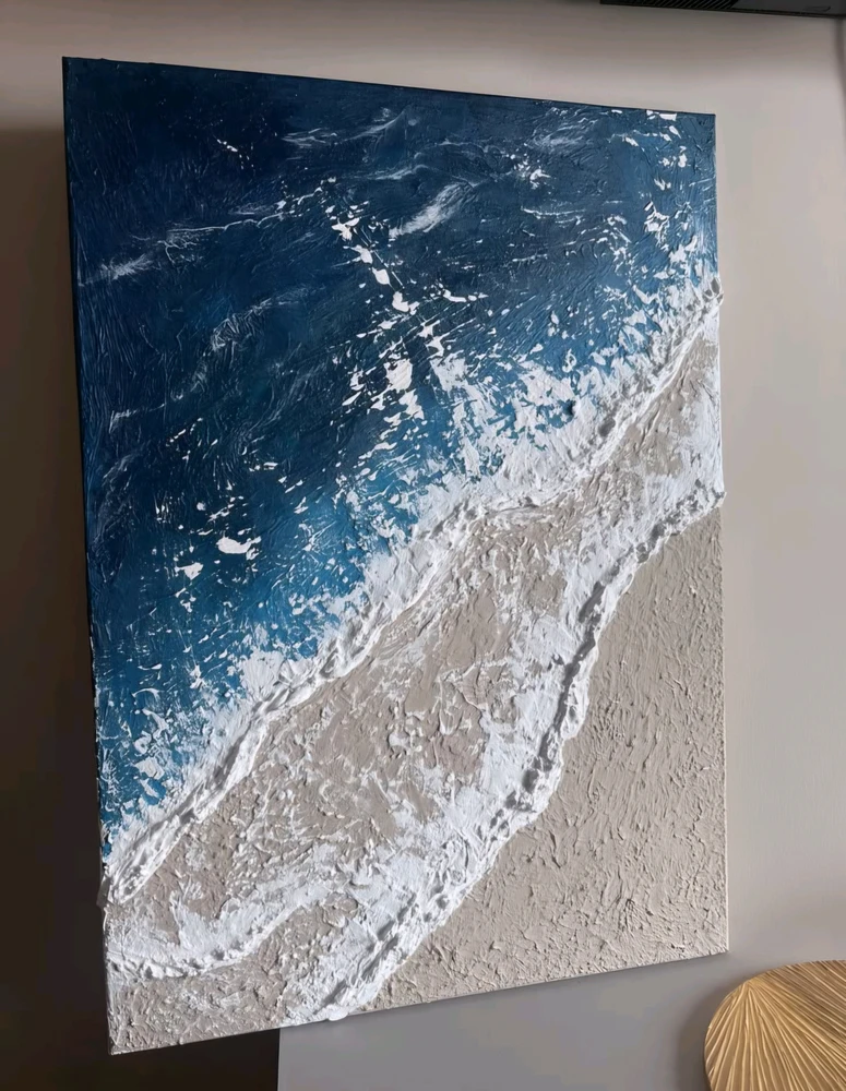 GIF uploaded by Pri