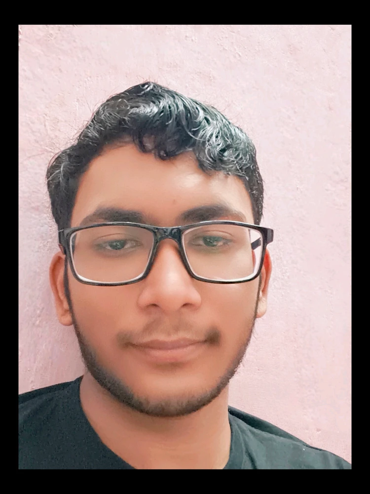 Ice દ્વારા અપલોડ કરેલ GIF