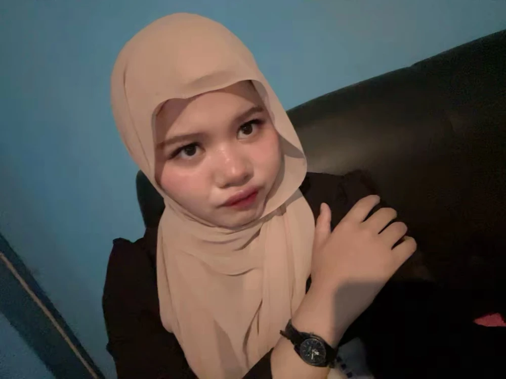 GIF آپلود شده توسط N