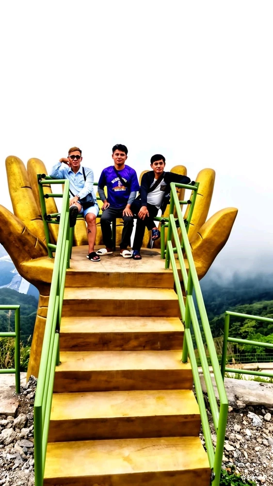 GIF gi-upload ni Carlo
