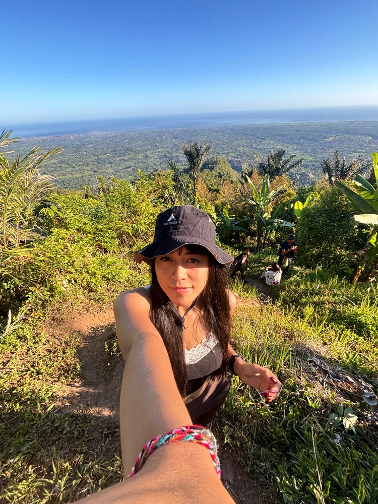 GIF uploaded by Jia