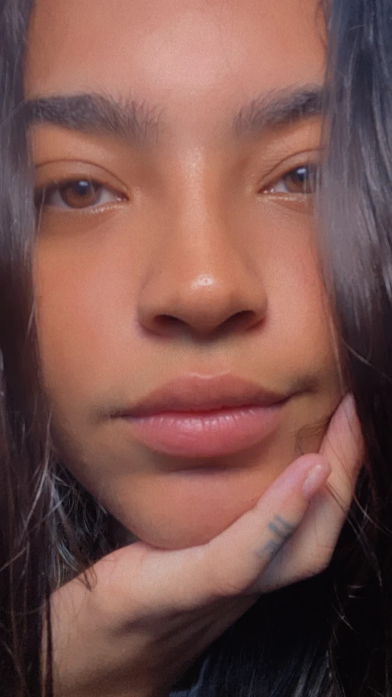 GIF uploaded by Yasmin
