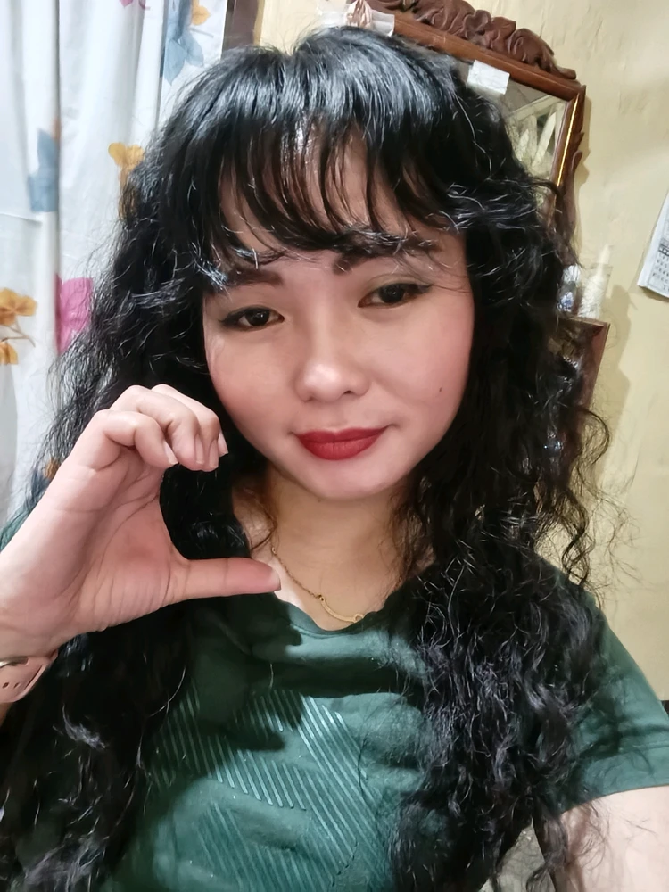 GIF uploaded by Izah