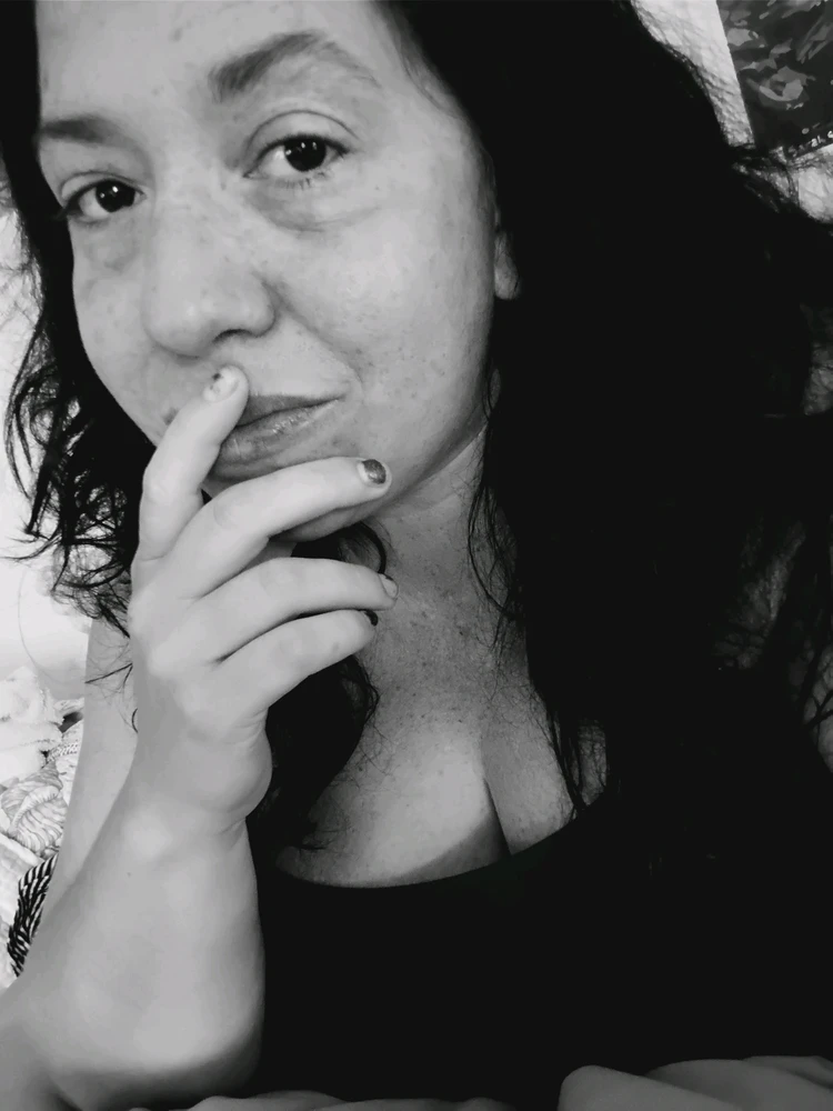 Sarah Safflower tarafından yüklenen GIF