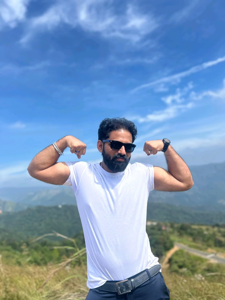 GIF uploaded by Dons