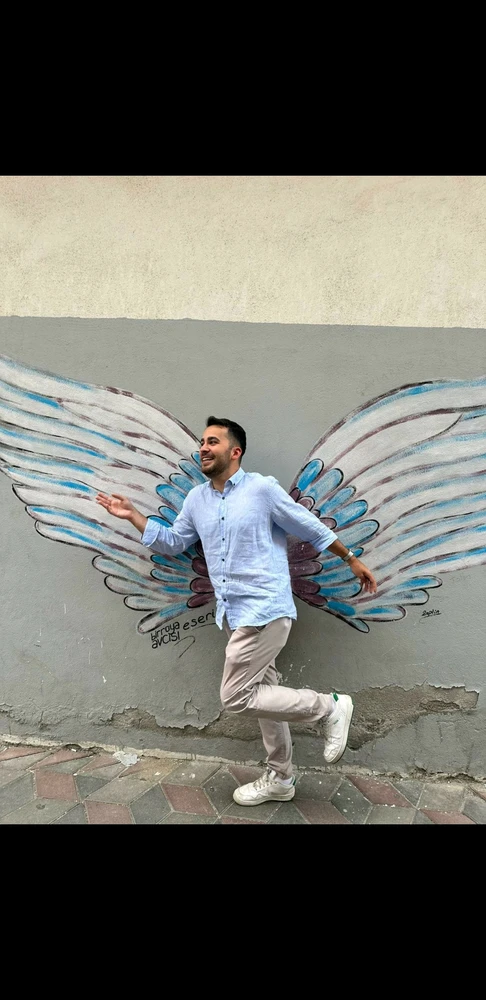 GIF uploaded by Alihan Aydemir