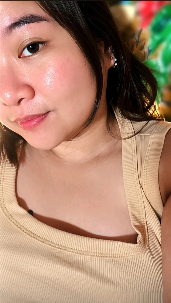 GIF na in-upload ni Issa