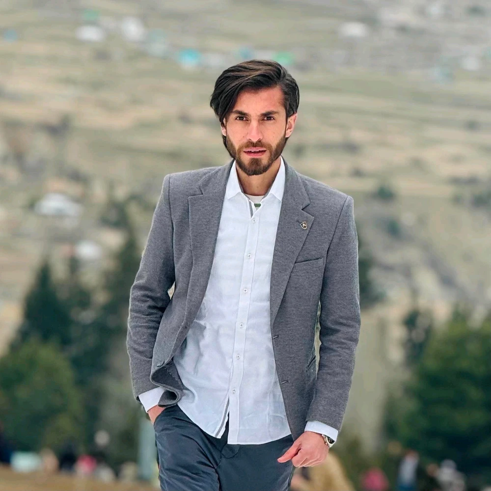 GIF tí SHAH gbé sókè