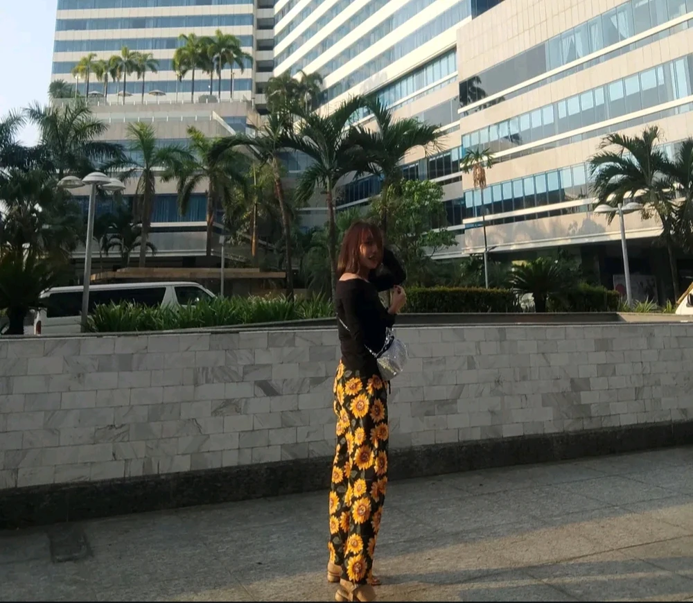 GIF nahral Phoo
