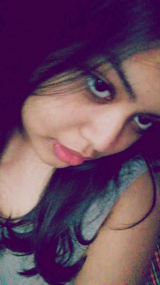Toya Ahsan பதிவேற்றிய GIF