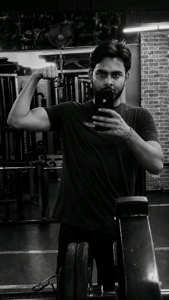 GIF tso los ntawm Sahil Pandey