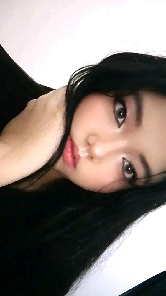 GIF diunggah ku Morena