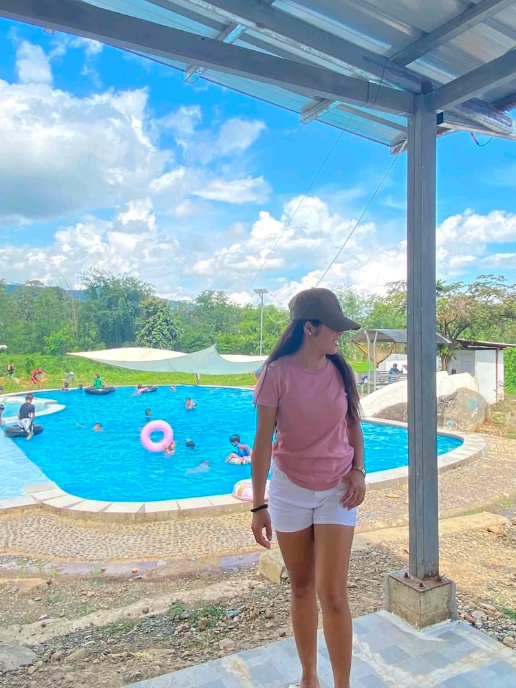 GIF uploaded by Crisel Jean Souribio