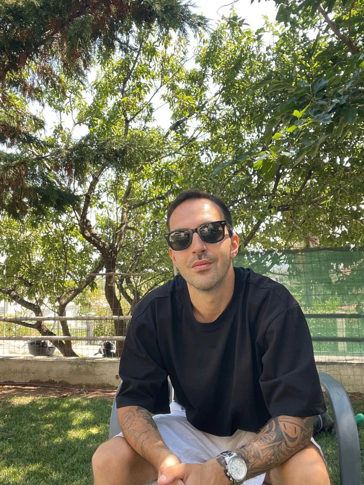 GIF otpremio/la Kosmas